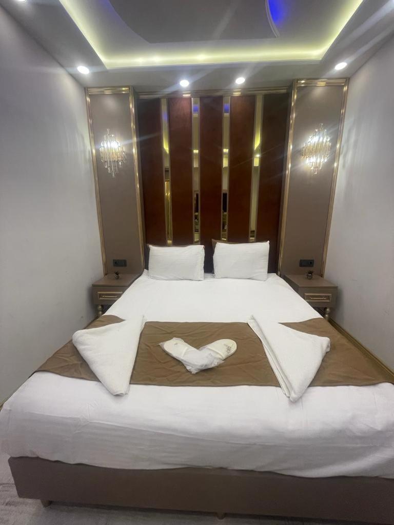 Hotel Moonlight Taksim Istanboel